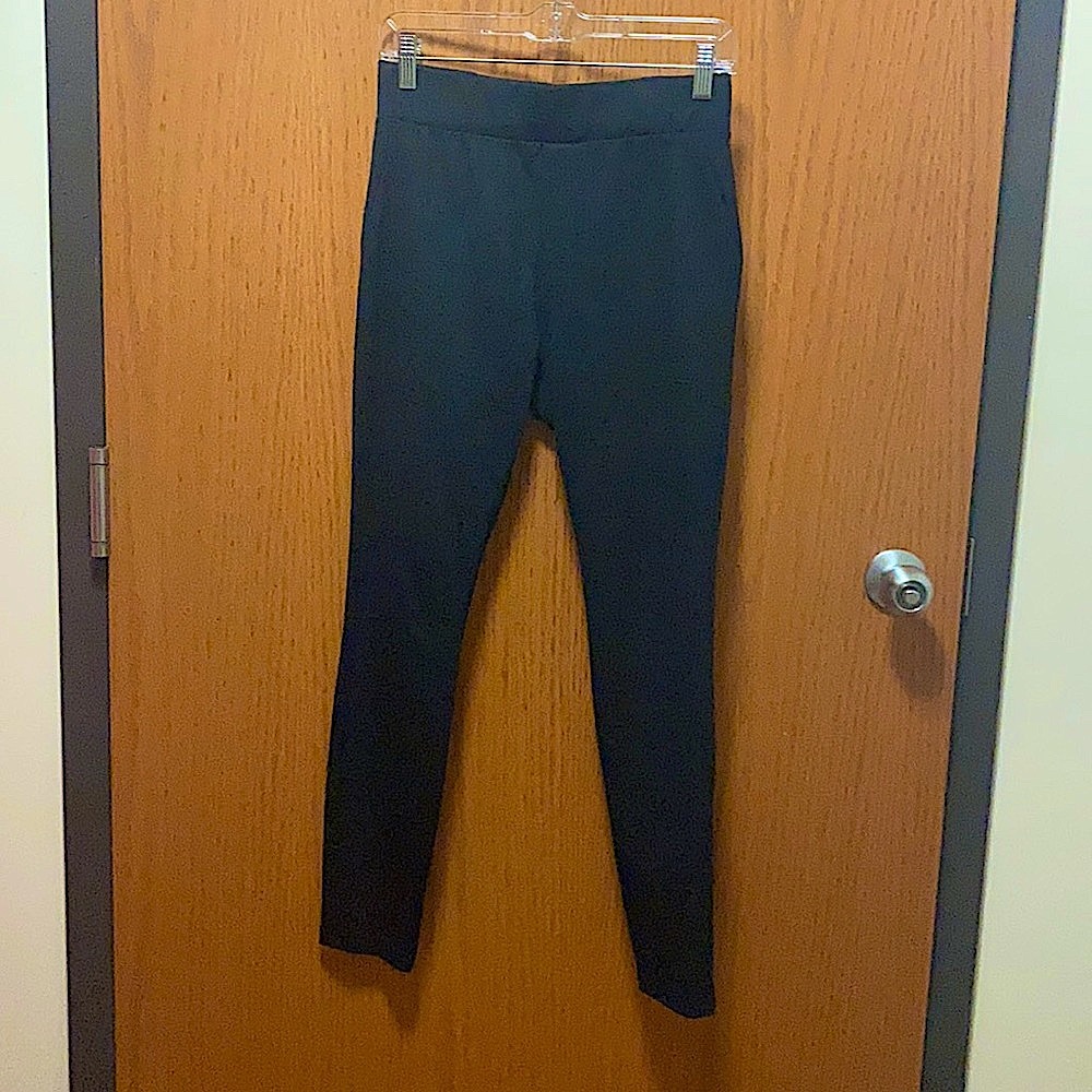 Black jegging dress pants